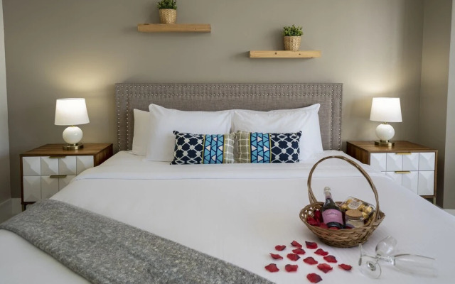 Icon Residences By Sunnyside Hotel and Resorts