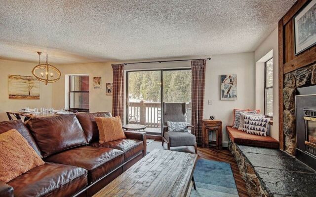 Tyra Summit A2E - 2 Br Condo