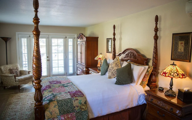 Canyon Vista Lodge