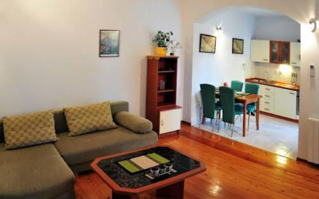Apartments Gilve