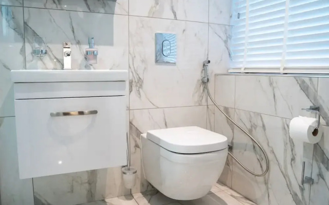Stunning 2-bed Ground Floor Flat in Birmingham