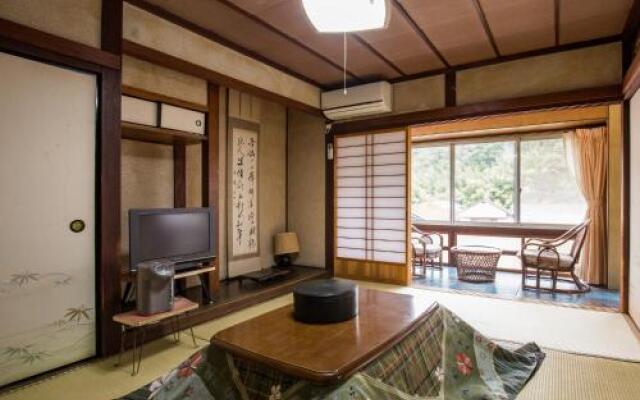 Izumiya Ryokan