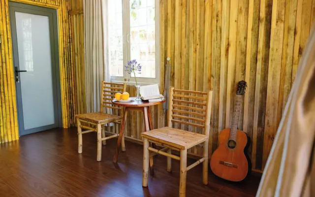 Scent Chalet D - Village