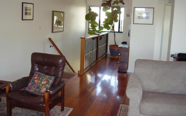 Strathmore Lodge