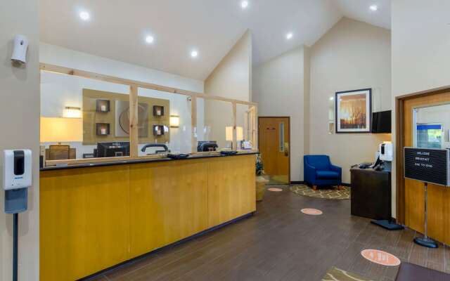 Comfort Inn Atkins-Marion I-81