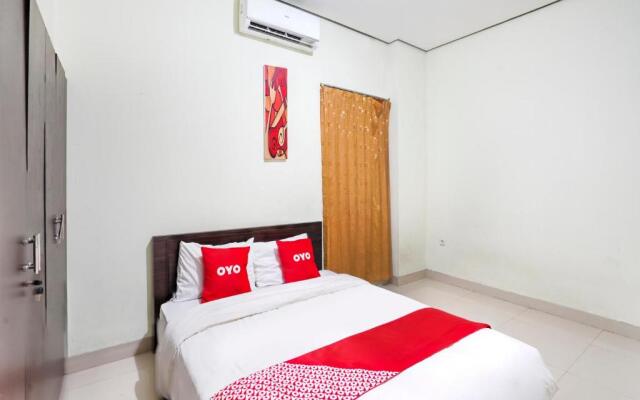 OYO 3842 Eiffel Ketintang Unesa Syariah