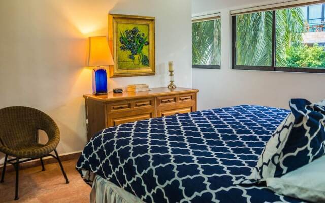 Royal Palms 6 1 Bedroom Condo by RedAwning