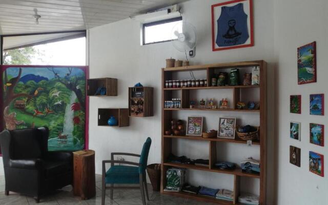 Cabinas Cahuita
