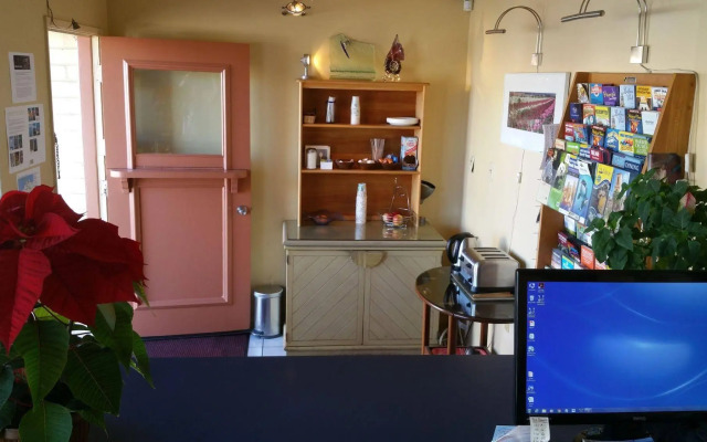 La Jolla Village Lodge