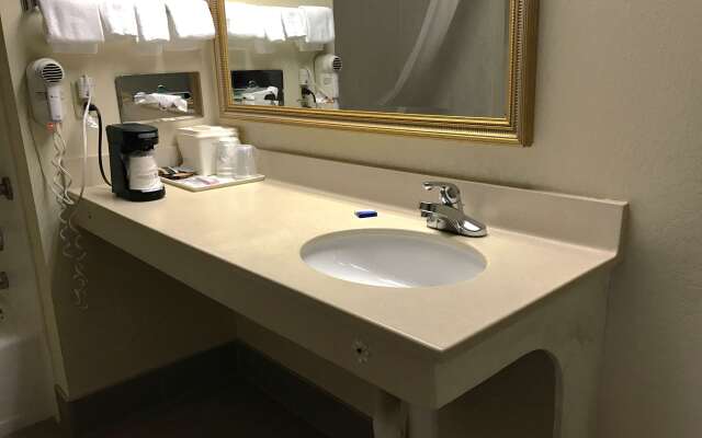 Best Western Inn & Suites