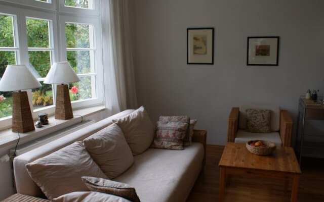 Altes Landhaus am Park (Bed & Breakfast)