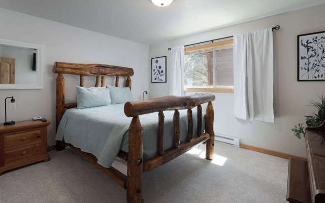 Diamond Retreat in Bend for 6!