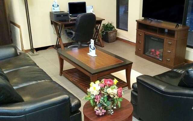 Travelodge by Wyndham Enid