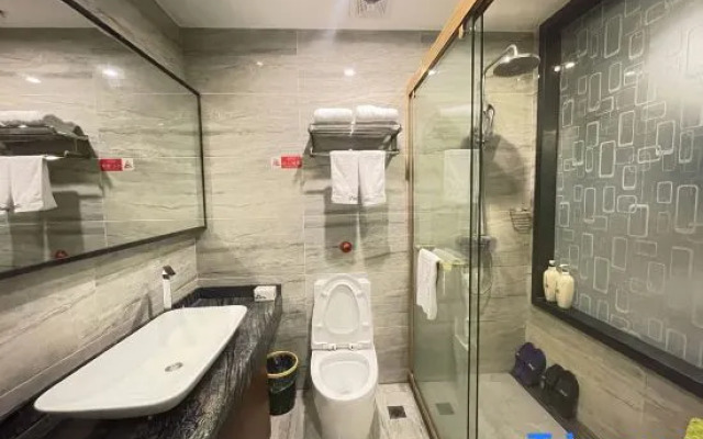 Junyi Hotel(Nanjing Jiangning Nanjing South Railway Station Wanda Store)