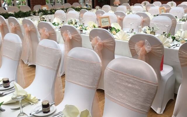 The Carre Arms Hotel