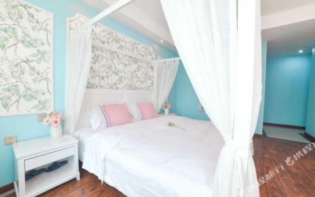 U&WE Home Inn