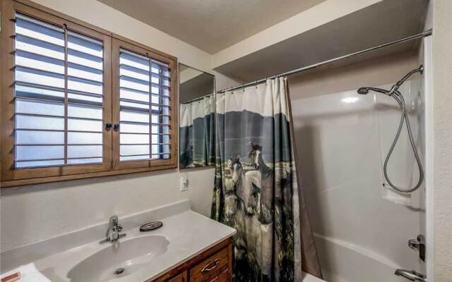 Antler Crossing - Two Bedroom Cabin