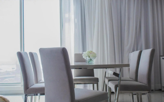 The Lodge Suites