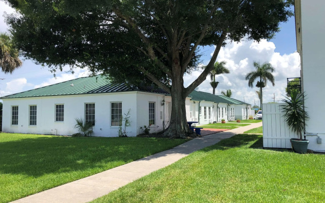 Americas Best Value Inn Historic Clewiston Inn