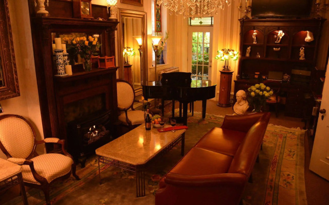 Manayunk Chambers Guest House