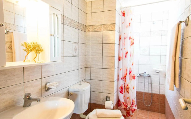 Mantilida Villa & Studio