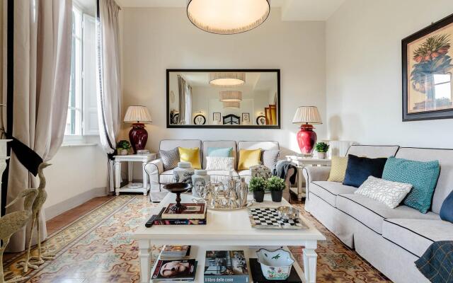 The Park View Apartment