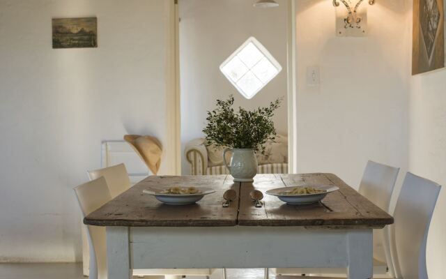 African Relish Cottages