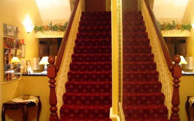 The New York House