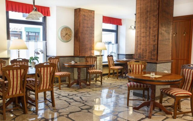 Hotel Dvorec