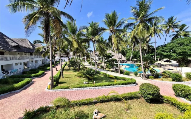 Paradise Beach Resort