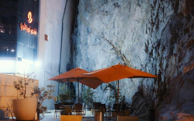 Nour Al Thuria Hotel