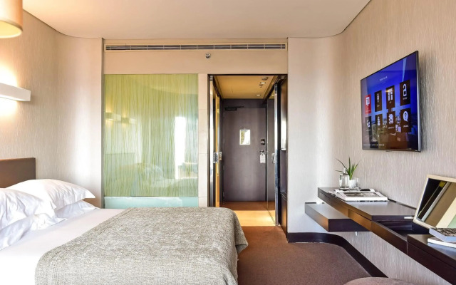 Porto Palácio Hotel by The Editory