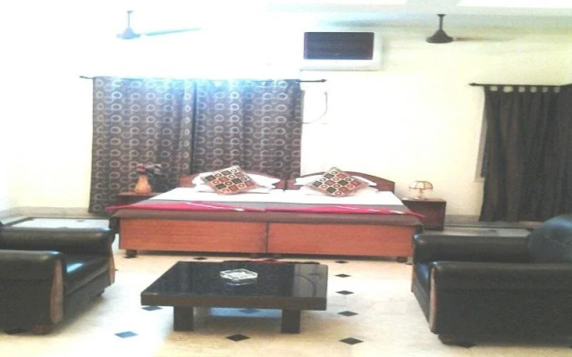 Oindrilla Hospitality Service Apartment