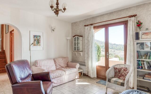 Delightful Villa in Montouliers with Private Swimming Pool