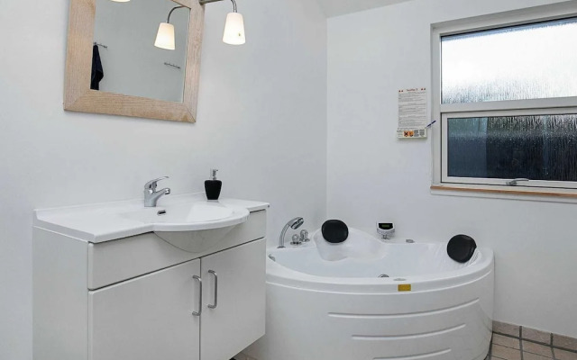 6 Person Holiday Home in Laeso