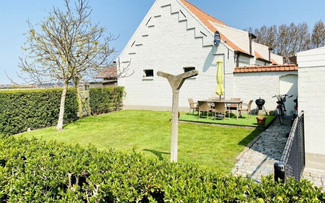 Spacious Holiday Home in Middelkerke near Belgian Coast