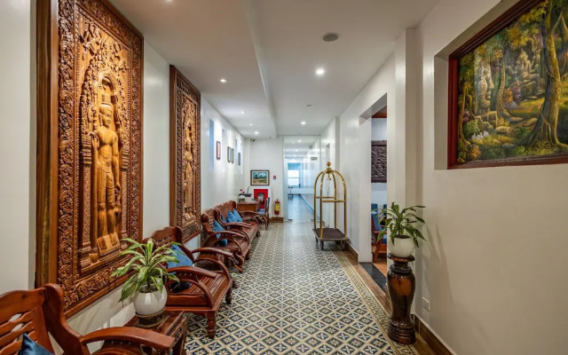 Two Seasons Siem Reap Hotel