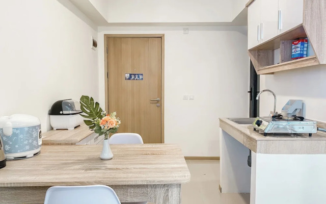 Homey And Spacious 2Br At Meikarta Apartment