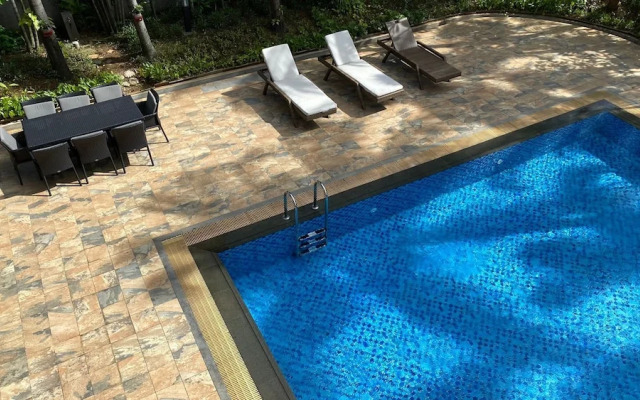Elegant And Spacious 2Br At Apartment Simprug Park Residences