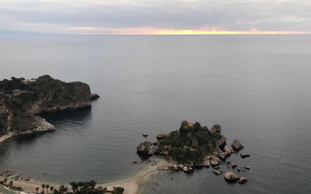 Pina's tao sea home