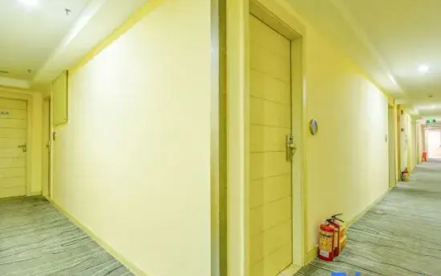 Star Hotel (Yijing Garden)