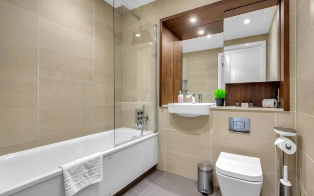 Maine Tower at Canary Wharf by MySquare