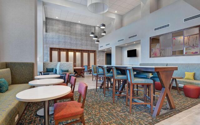 Hampton Inn & Suites Middleburg