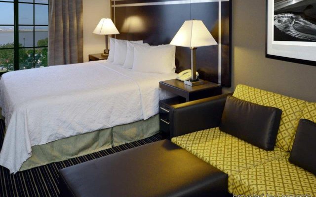 Hampton Inn & Suites San Francisco-Burlingame-Airport South