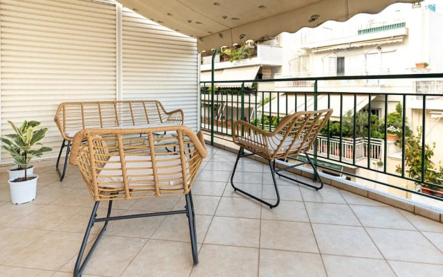 Phaedrus Living Luxury Flat Vyronas