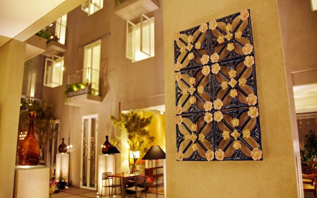 Bumi Semilir Hotel – Lobby – Parompong