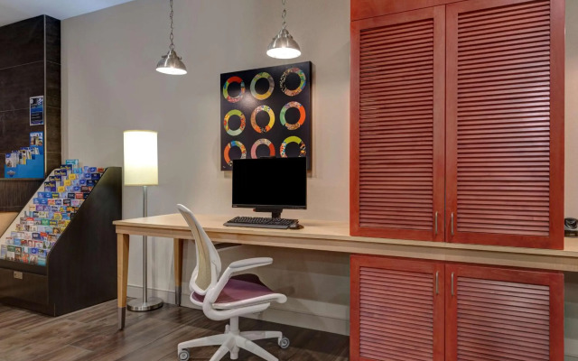 Home2 Suites by Hilton Orlando/International Drive South