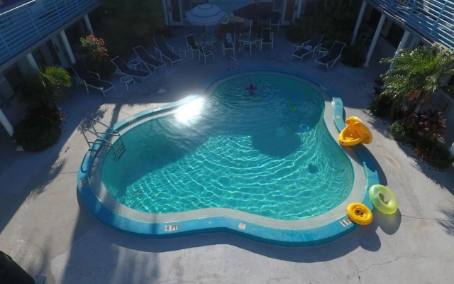 Royal North Beach All Suites