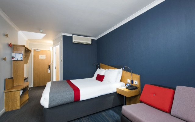 Holiday Inn Express Exeter East by IHG