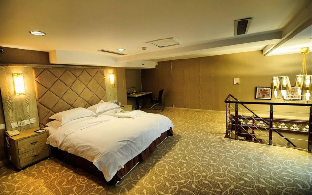 Vienna International Hotel Shandong Yantai FTA Jinshatan Xingyi Square